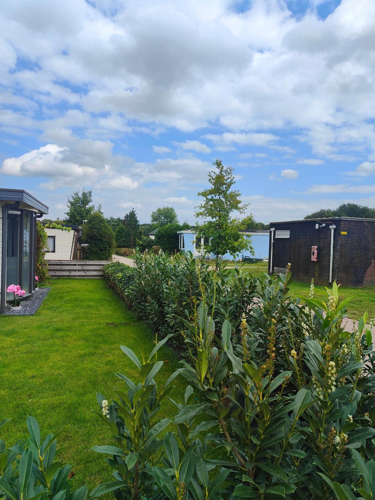 Chalet Midden In De Natuur! Anloo Exterior photo
